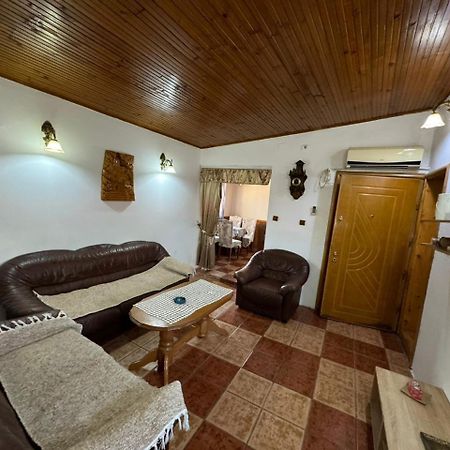 Vlado Apartments ポドゴリツァ エクステリア 写真