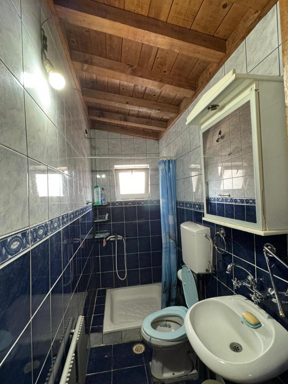 Vlado Apartments ポドゴリツァ エクステリア 写真